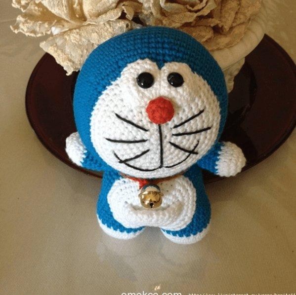 Вязаный круглолиций кот